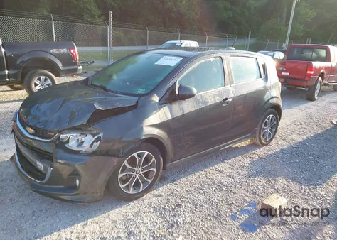 2017 Chevrolet Sonic Lt Auto z USA, uszkodzony, nr VIN 1G1JD6SB9H4124498